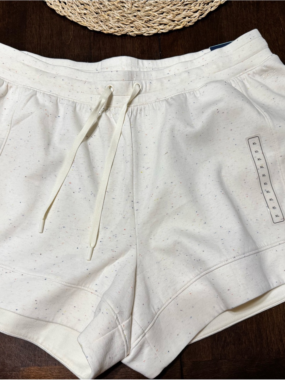 DSG Sport Fleece Mid-Rise Shorts Women’s XL Bright Sand Multi Nep NWT